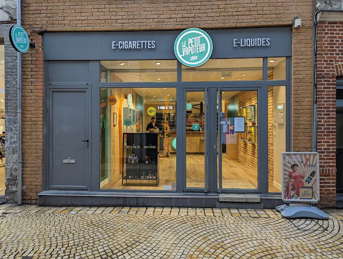 LE PETIT VAPOTEUR - ARRAS (62) - Photo de la boutique