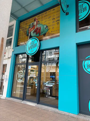 LE PETIT VAPOTEUR - LE MANS (72) - Photo de la boutique
