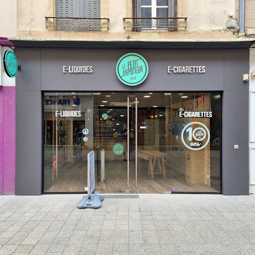 LE PETIT VAPOTEUR - THIONVILLE (57) - Photo de la boutique