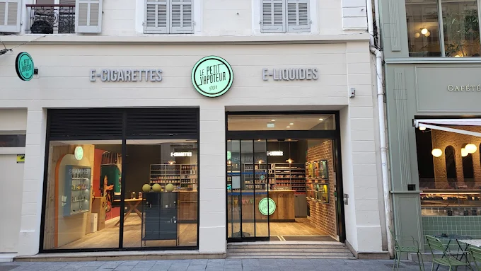 LE PETIT VAPOTEUR - MARSEILLE (13) - Photo de la boutique