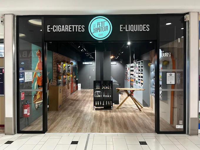 LE PETIT VAPOTEUR - THOIRY (01) - Photo de la boutique