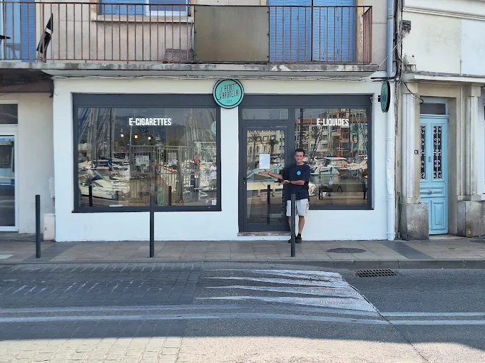 LE PETIT VAPOTEUR - LA SEYNE-SUR-MER (83) - Photo de la boutique