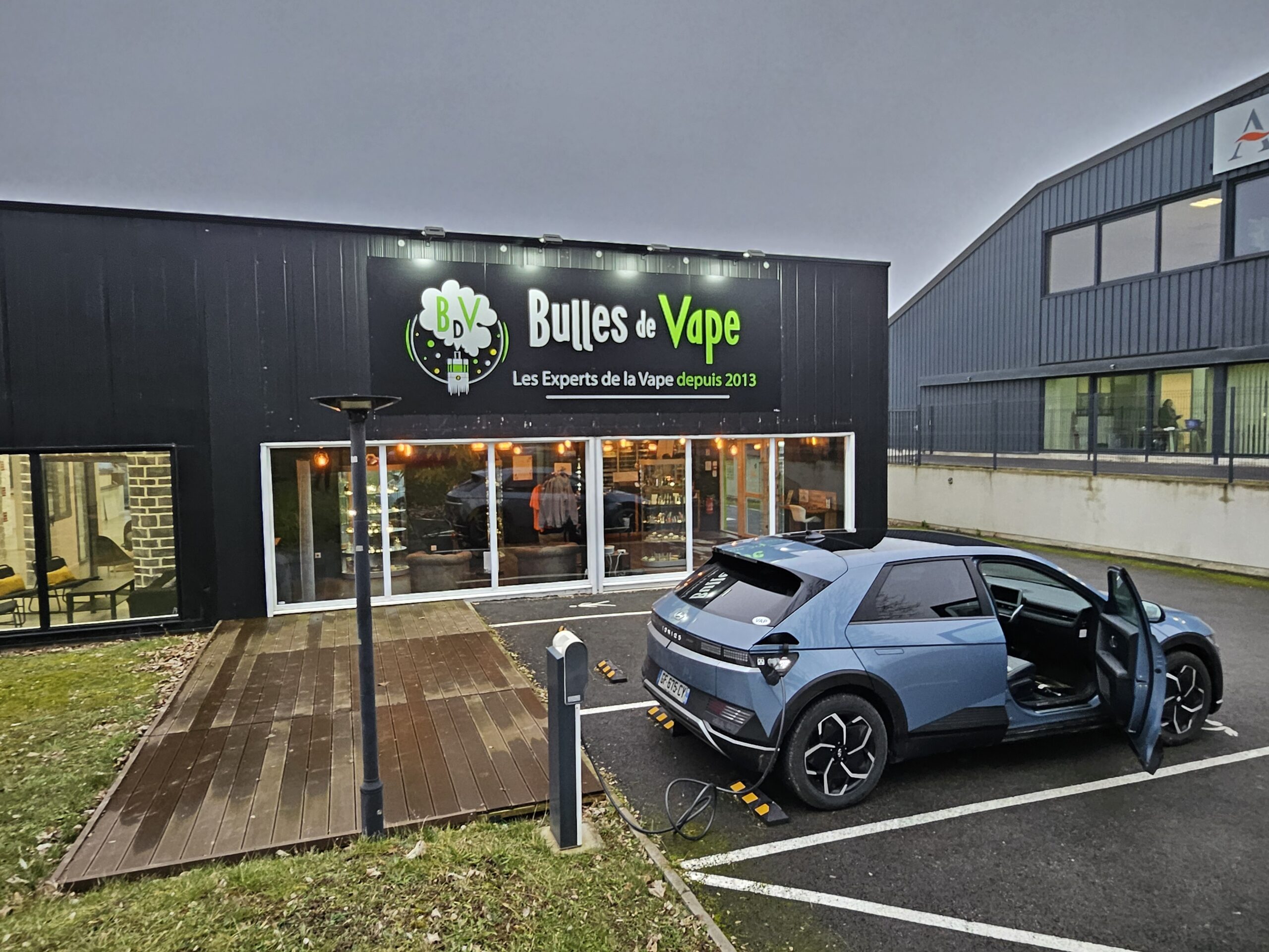 Image 8 de BULLES DE VAPE - CORMONTREUIL (51)