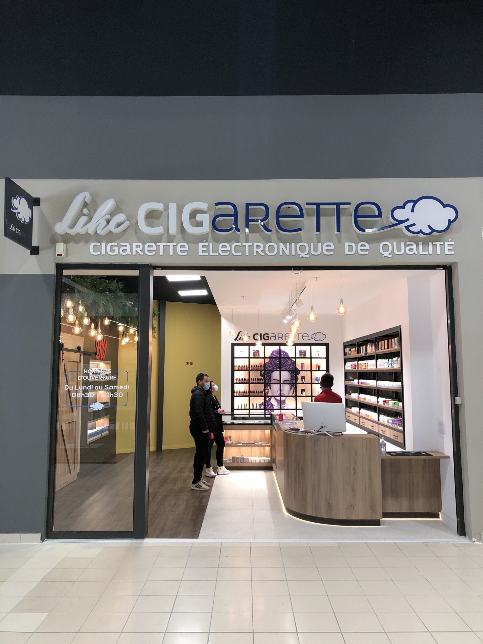 LIKE CIGARETTE - PLOUZANÉ (29) - Photo de la boutique