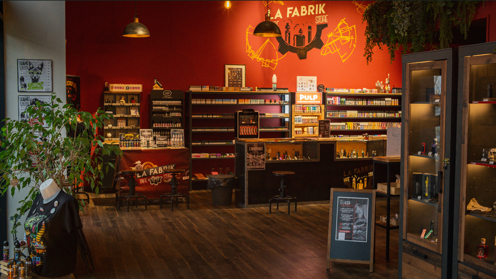 LA FABRIK - VAPE STORE - CARHAIX (29) - Photo de la boutique