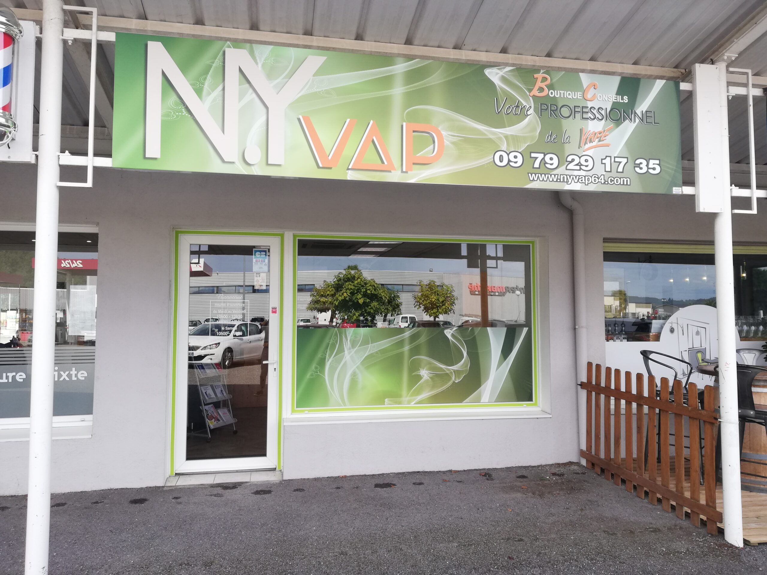 Image 2 de N.Y' VAP - BORDES (64)