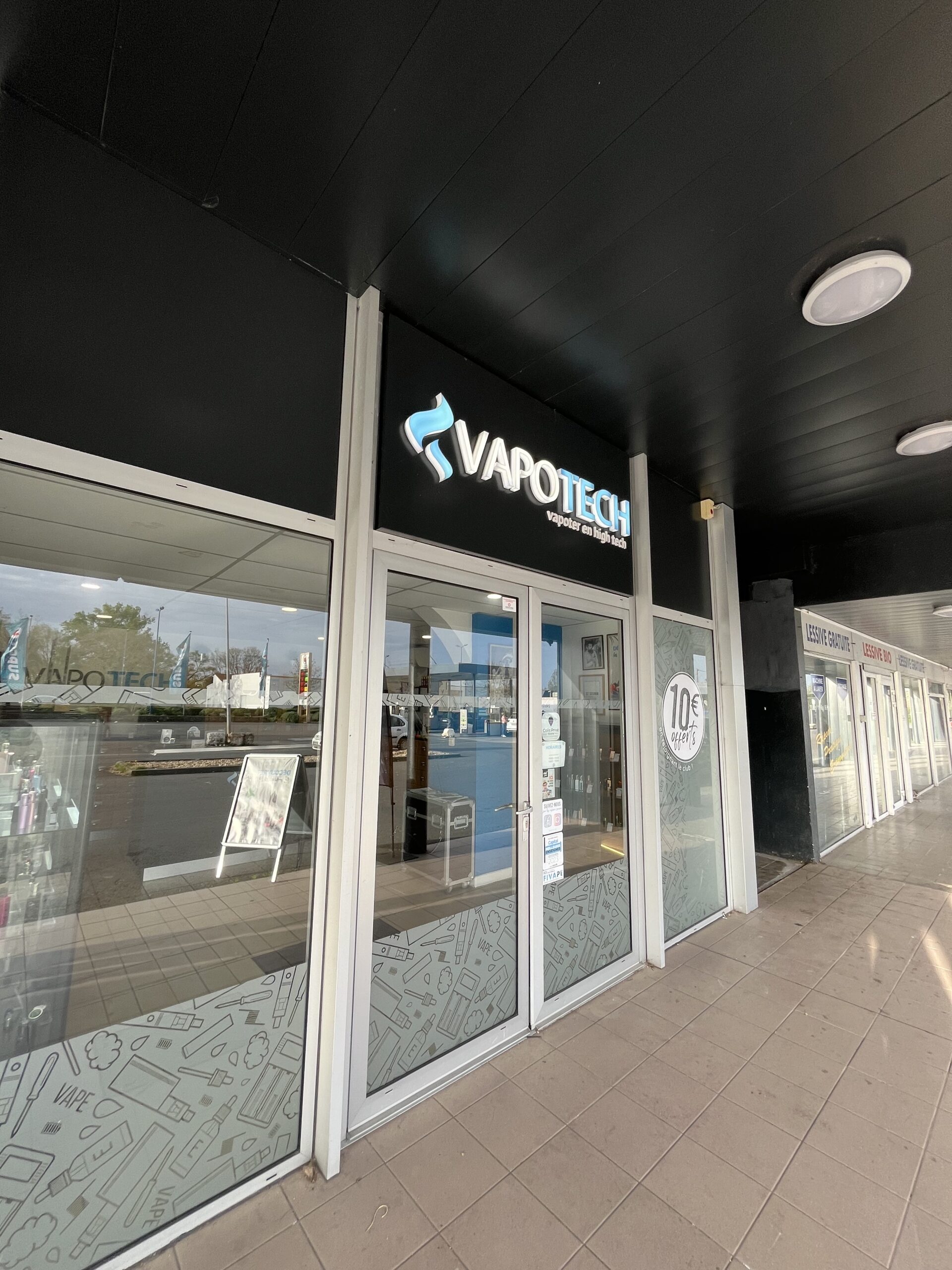 VAPOTECH - SAINT-SEURIN-SUR-L'ISLE (33) - Photo de la boutique