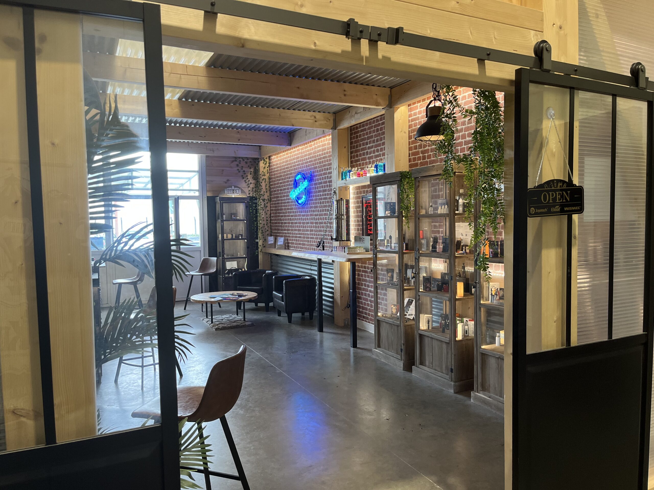 VAPOCLOPE - CESTAS (33) - Photo de la boutique
