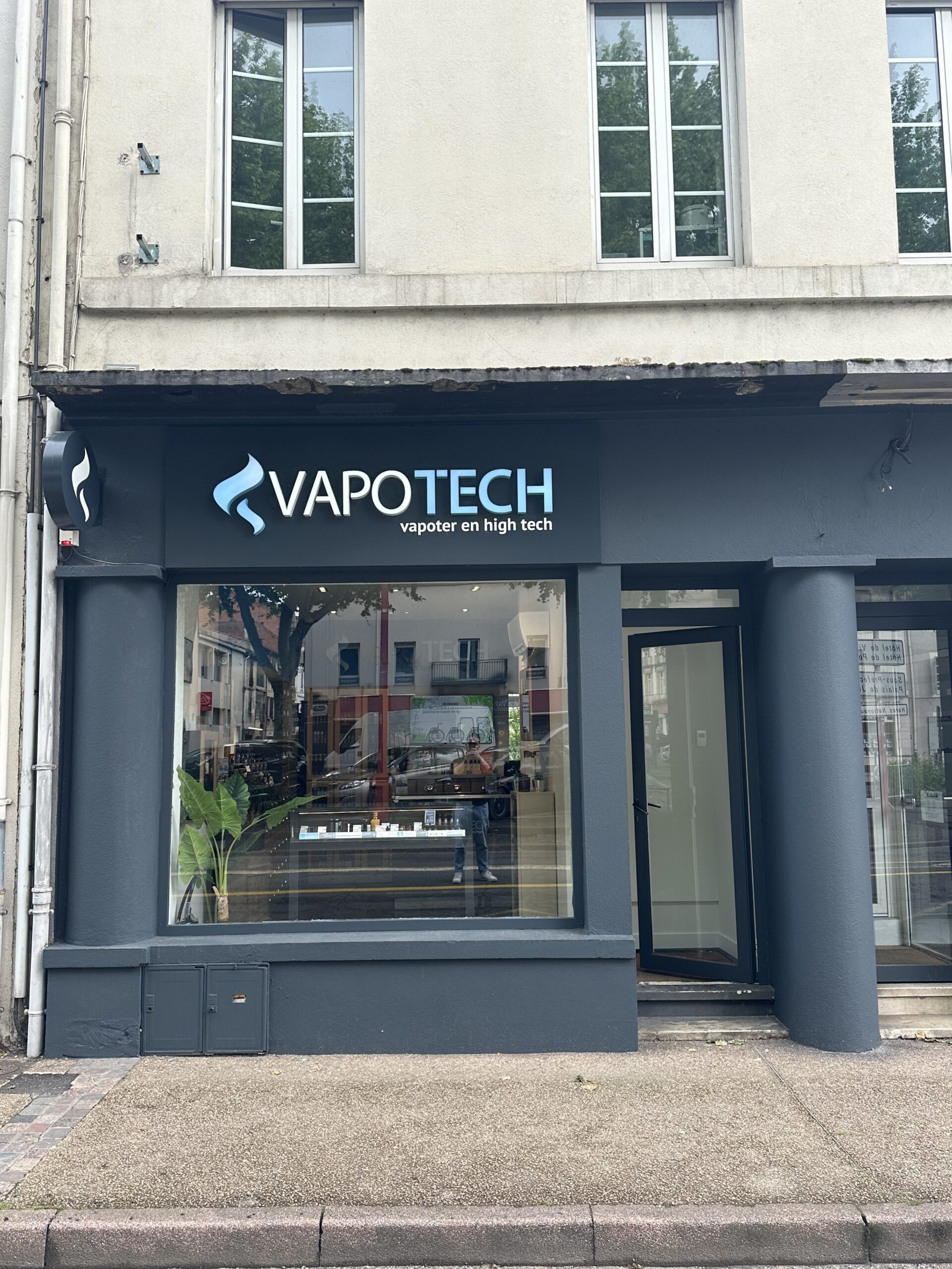 VAPOTECH - VILLENEUVE-SUR-LOT (47) - Photo de la boutique