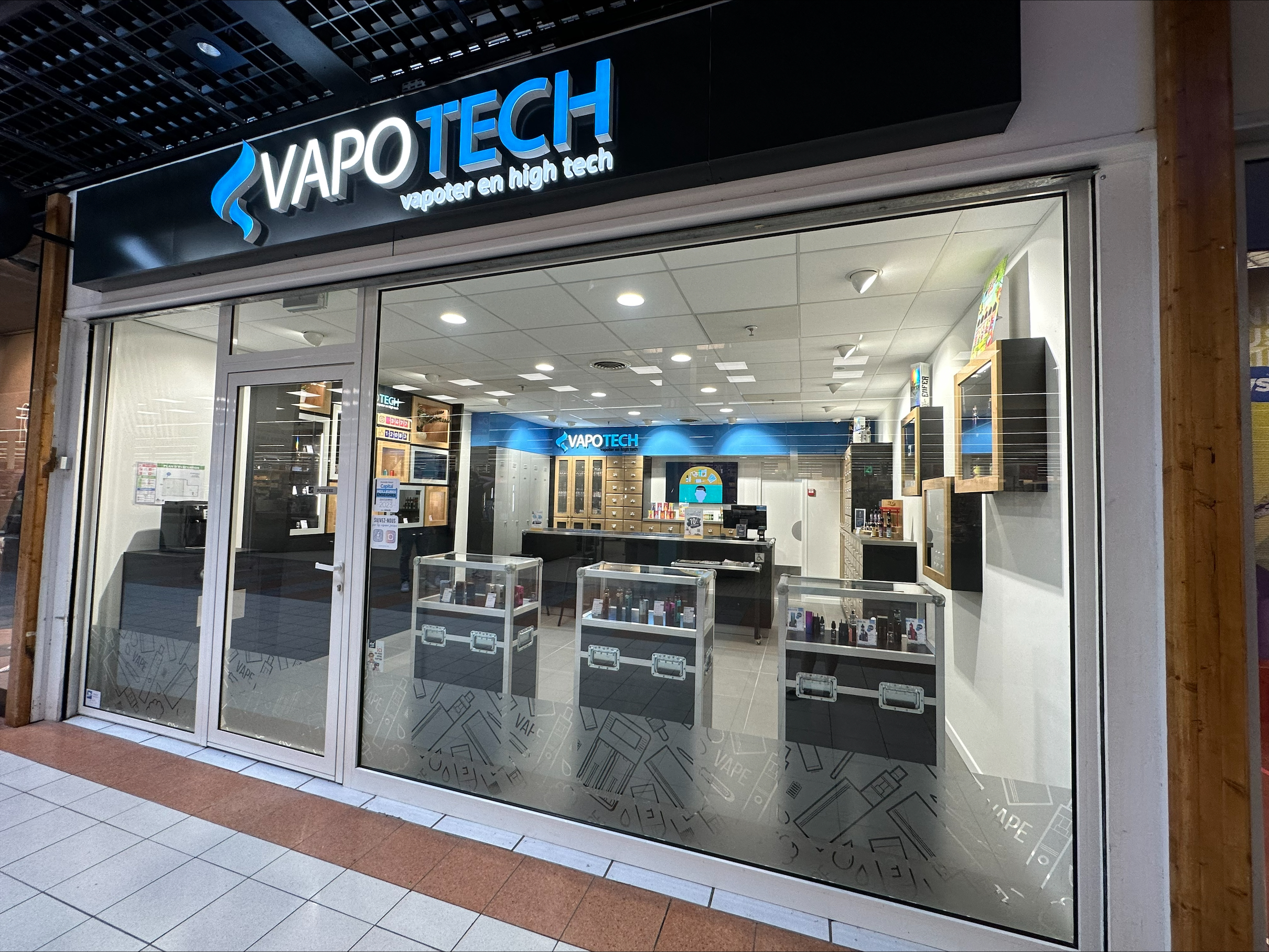 Image 2 de VAPOTECH - BRIVE-LA-GAILLARDE - CARREFOUR (19)