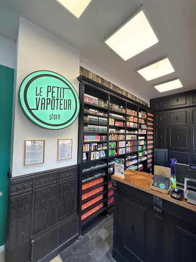 Image 2 de LE PETIT VAPOTEUR - PARIS LUXEMBOURG (75)