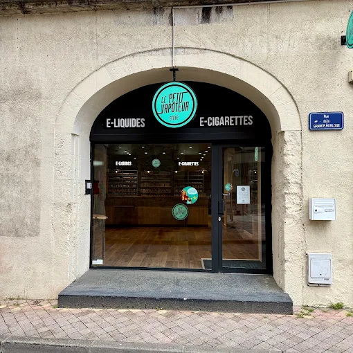 LE PETIT VAPOTEUR - ANGERS (49) - Photo de la boutique