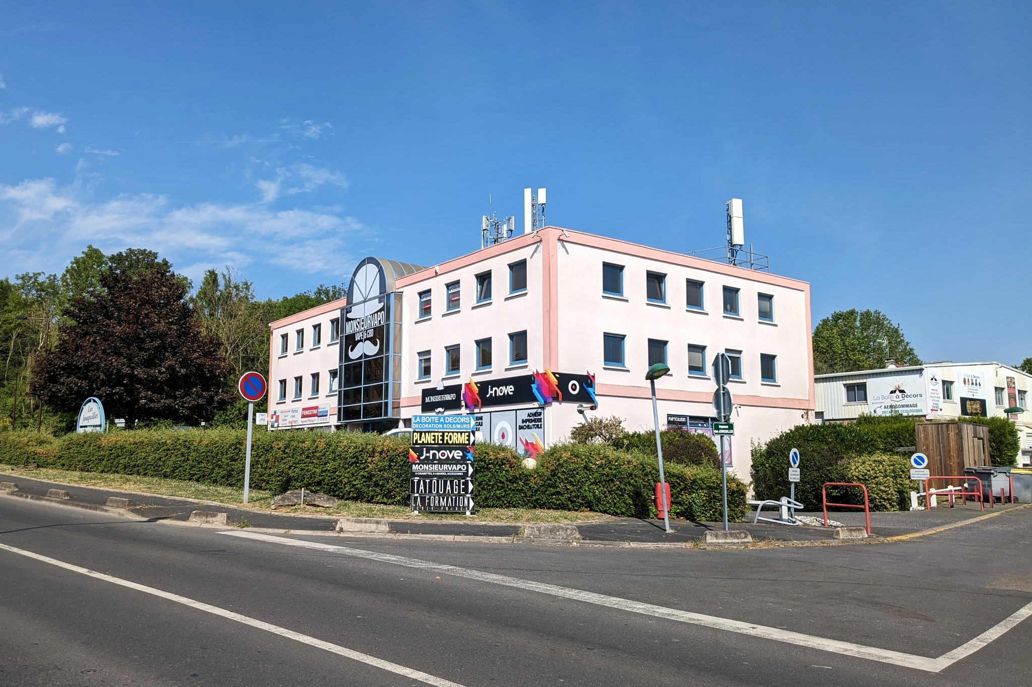 Image 2 de MONSIEURVAPO - PISCOP (95)