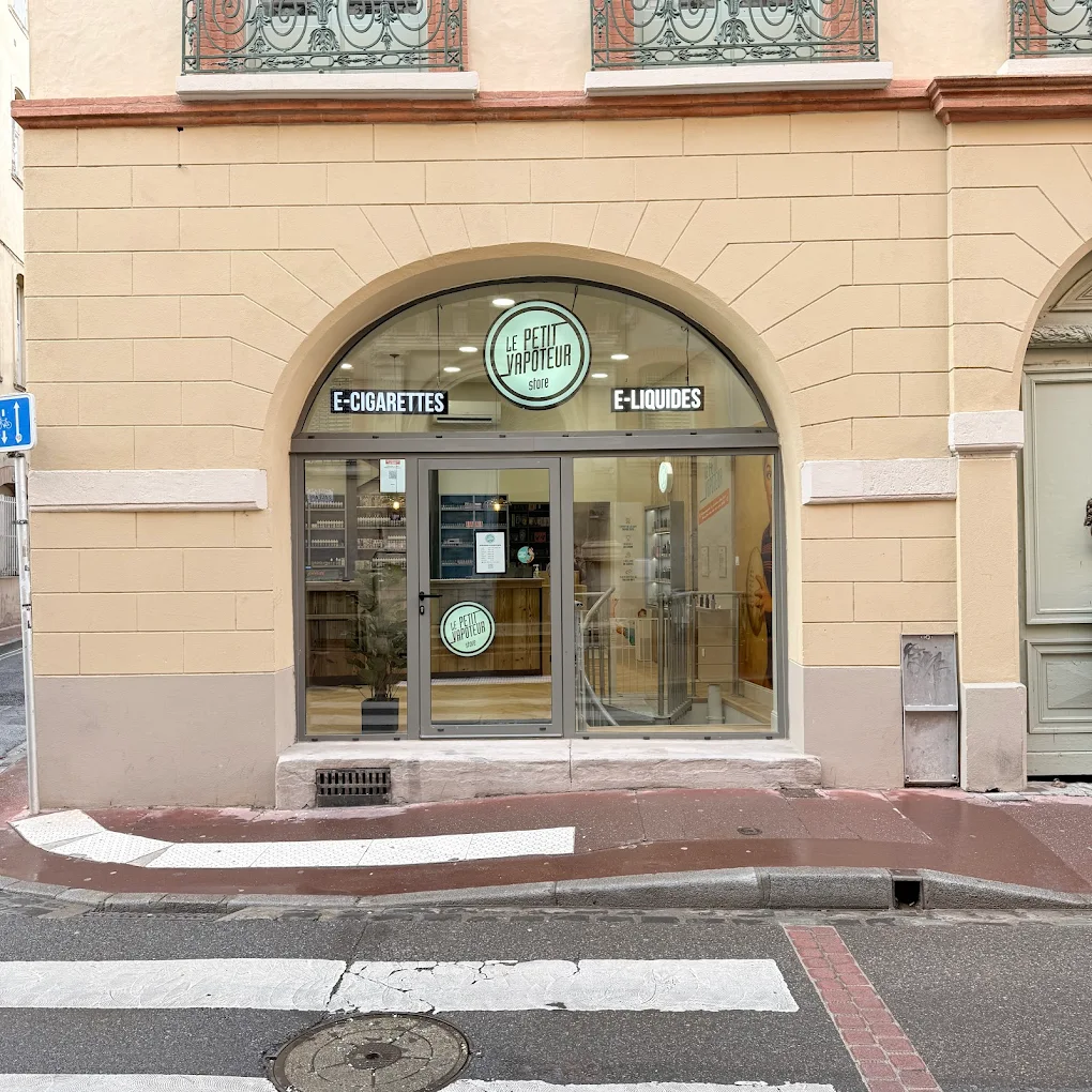 LE PETIT VAPOTEUR TOULOUSE CARMES - Photo de la boutique