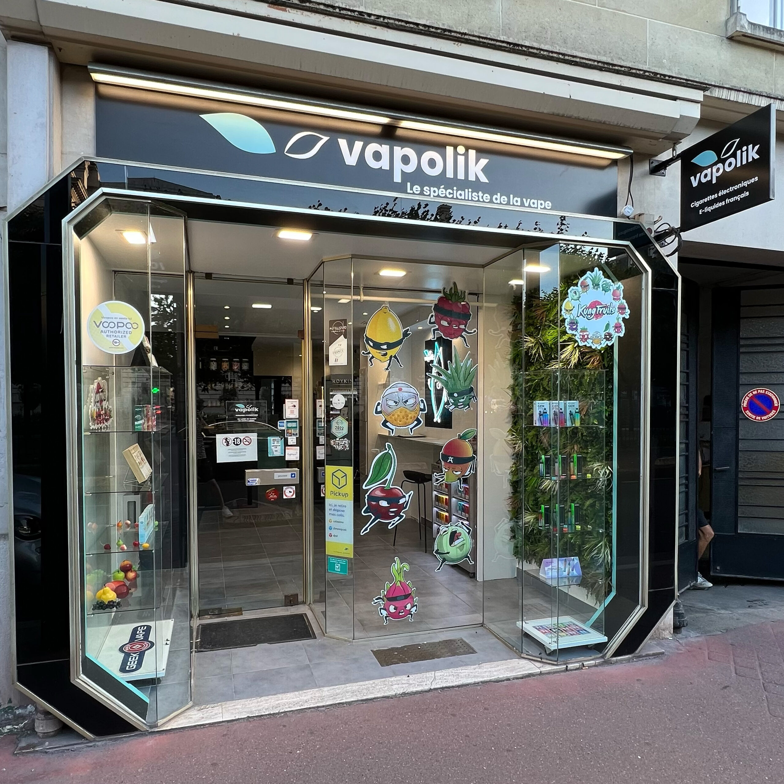 VAPOLIK - LEVALLOIS-PERRET (92) - Photo de la boutique